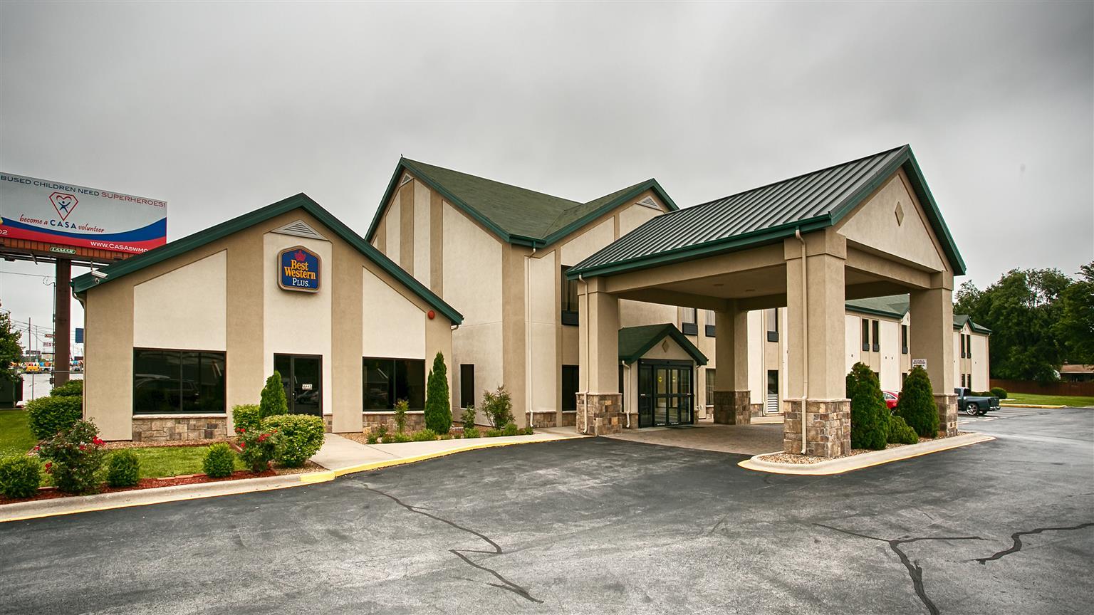 Best Western Plus Springfield Airport Inn Dış mekan fotoğraf